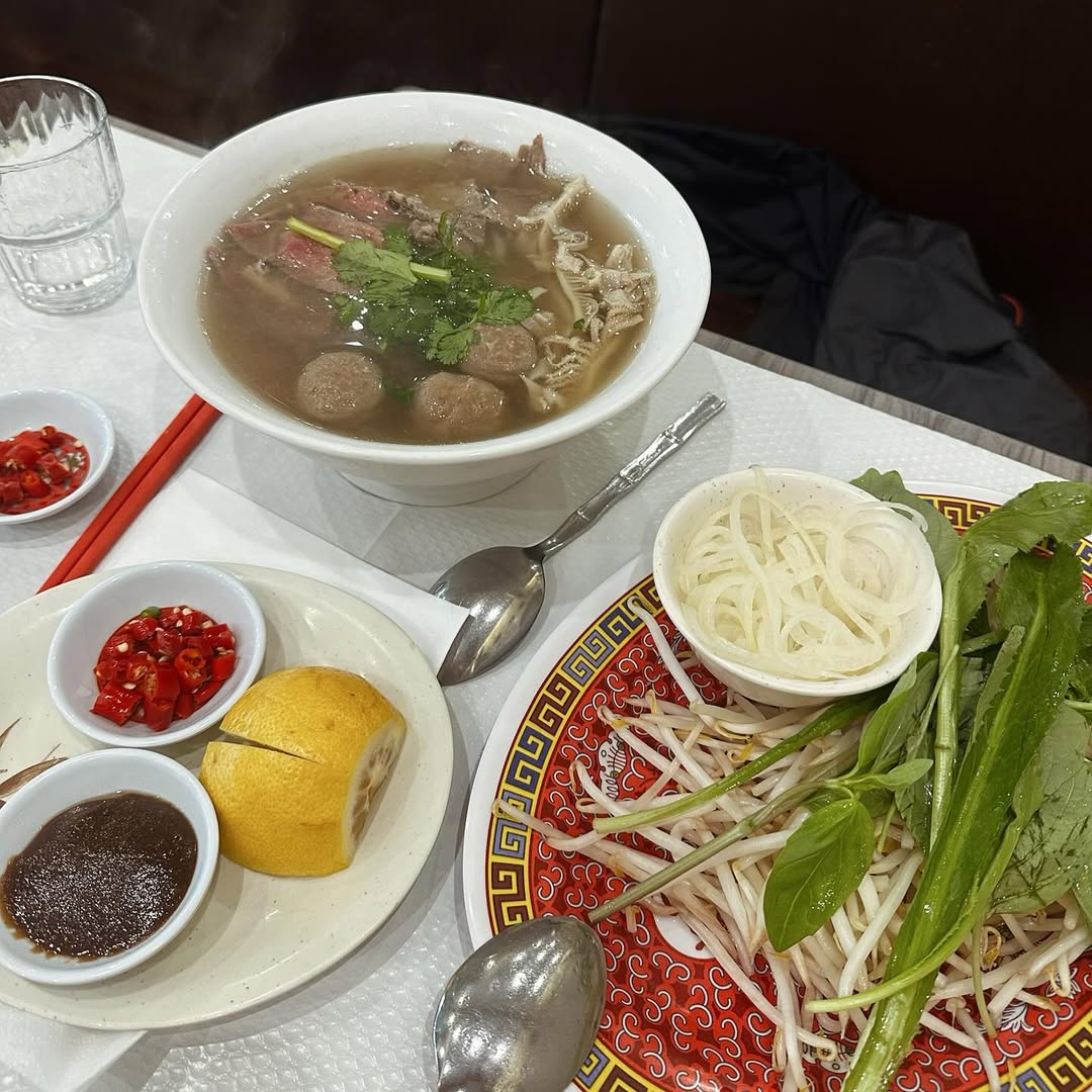 มิ้นท์ - ณัฐวรา วงศ์วาสนา