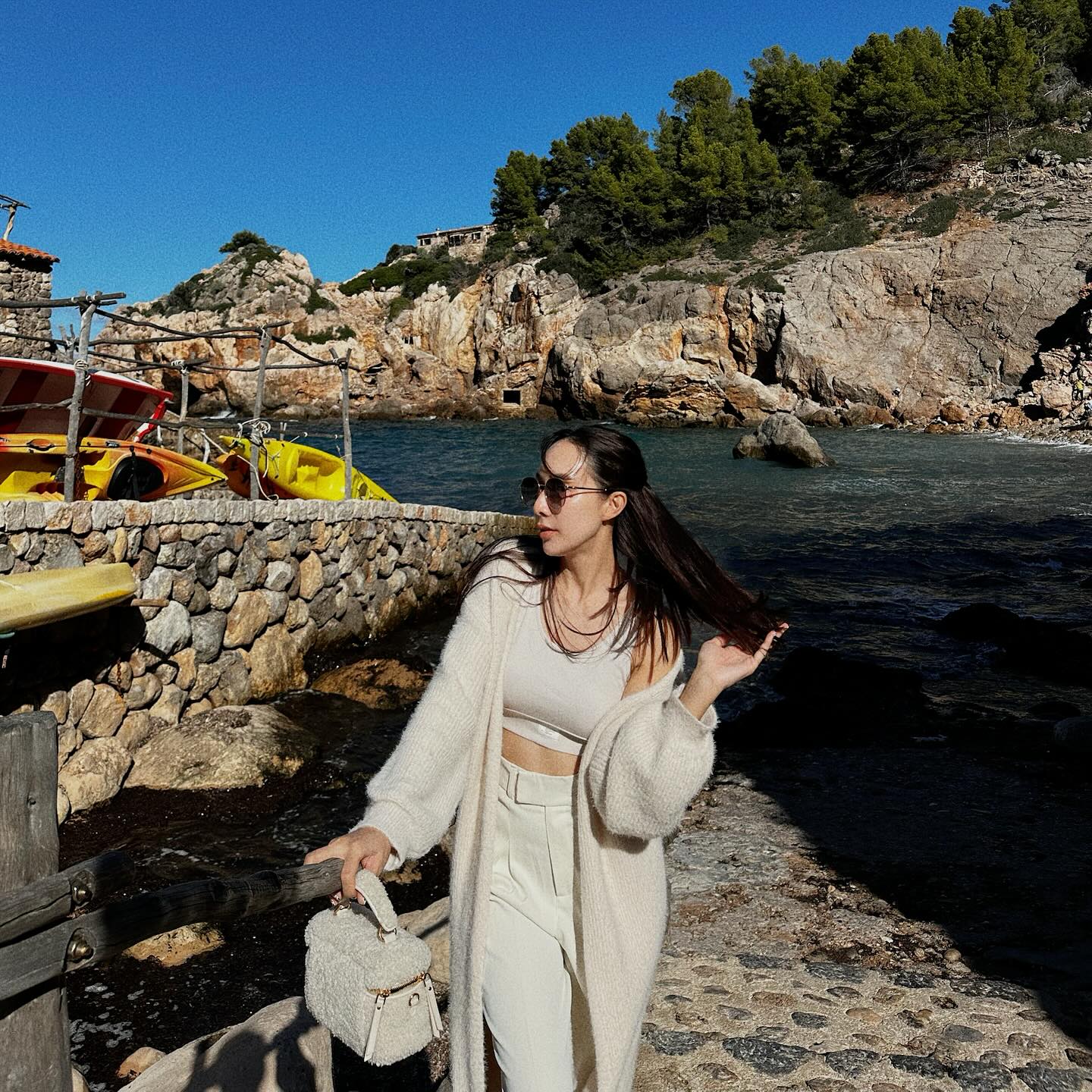 มิ้นท์ - ณัฐวรา วงศ์วาสนา