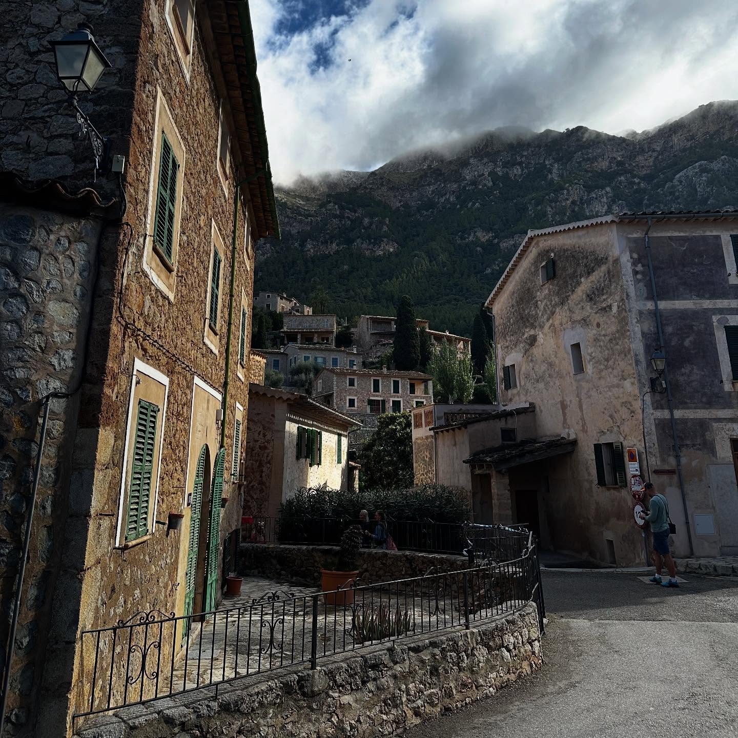 มิ้นท์ - ณัฐวรา วงศ์วาสนา