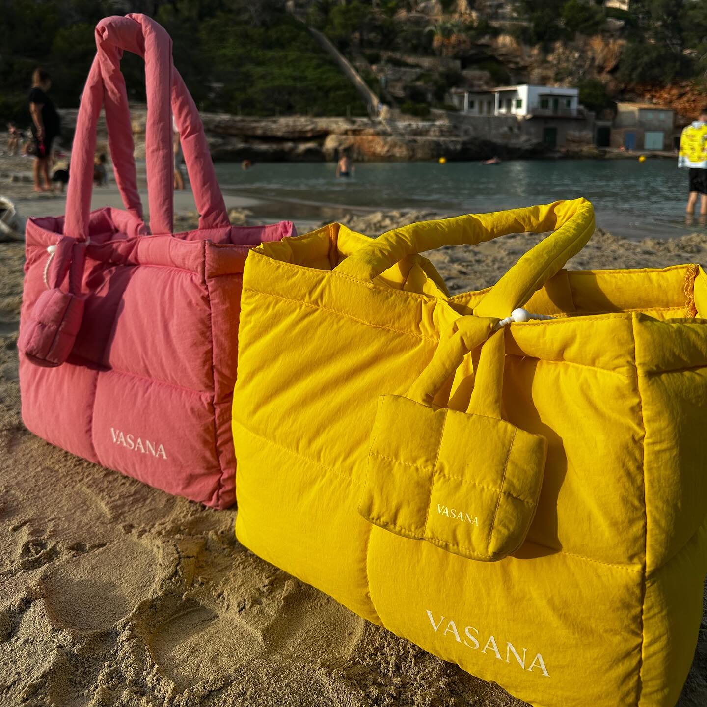 มิ้นท์ - ณัฐวรา วงศ์วาสนา