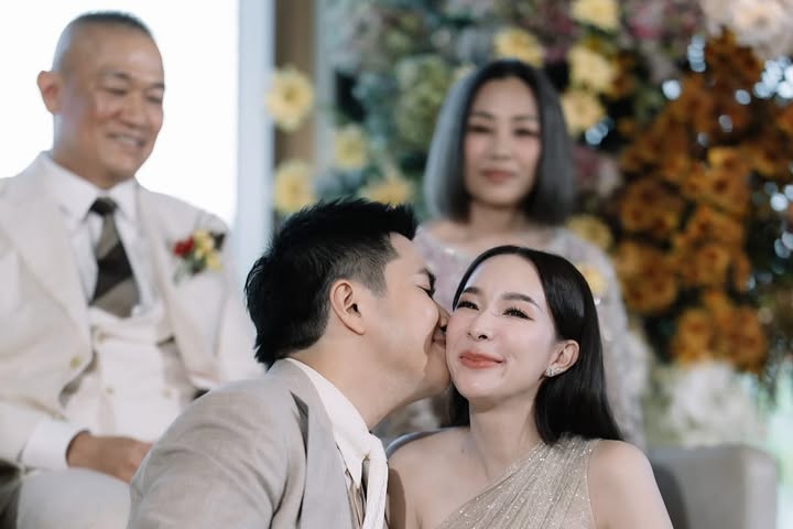 มิ้นท์ - ณัฐวรา วงศ์วาสนา