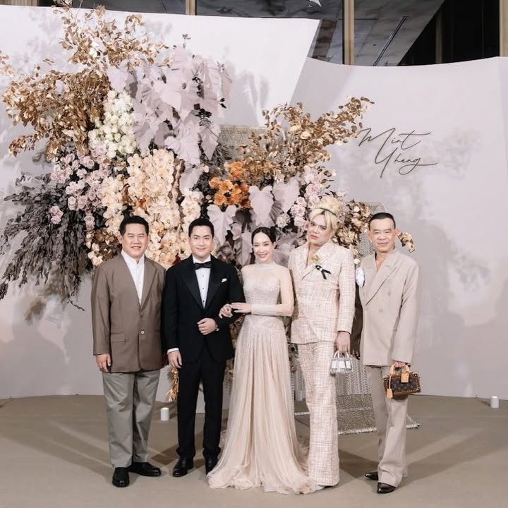 มิ้นท์ - ณัฐวรา วงศ์วาสนา