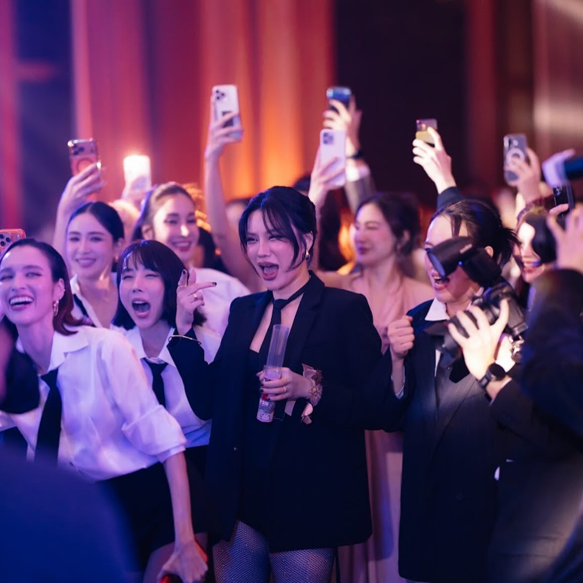 มิ้นท์ - ณัฐวรา วงศ์วาสนา