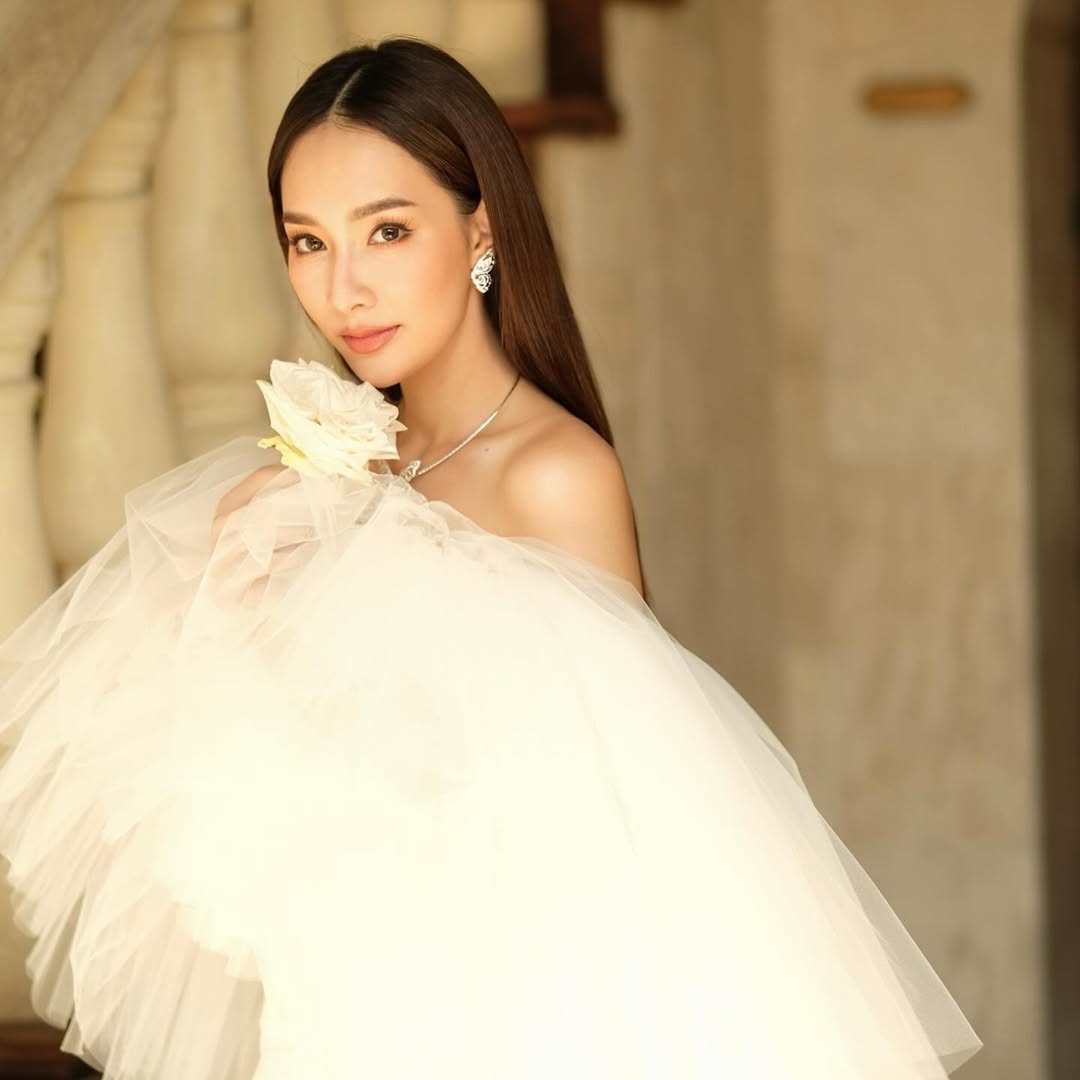 มิ้นท์ - ณัฐวรา วงศ์วาสนา