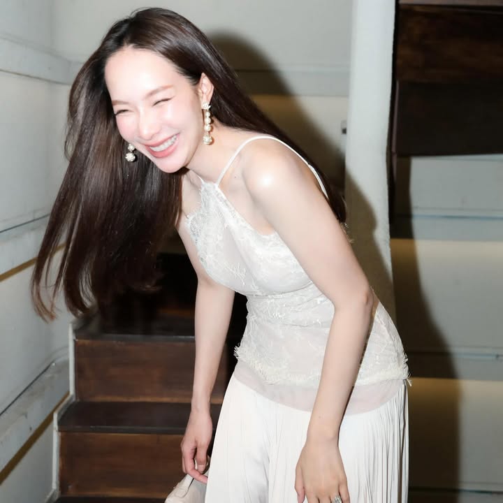 มิ้นท์ - ณัฐวรา วงศ์วาสนา