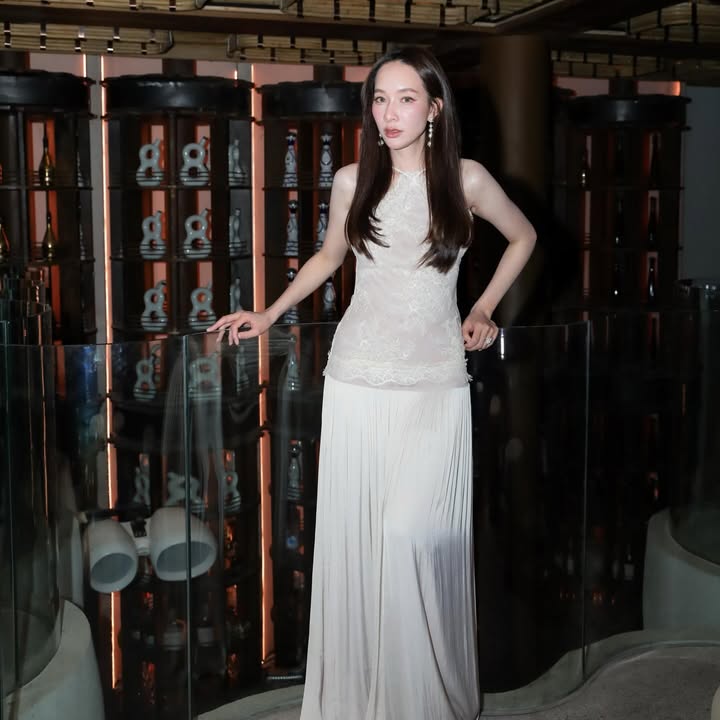 มิ้นท์ - ณัฐวรา วงศ์วาสนา