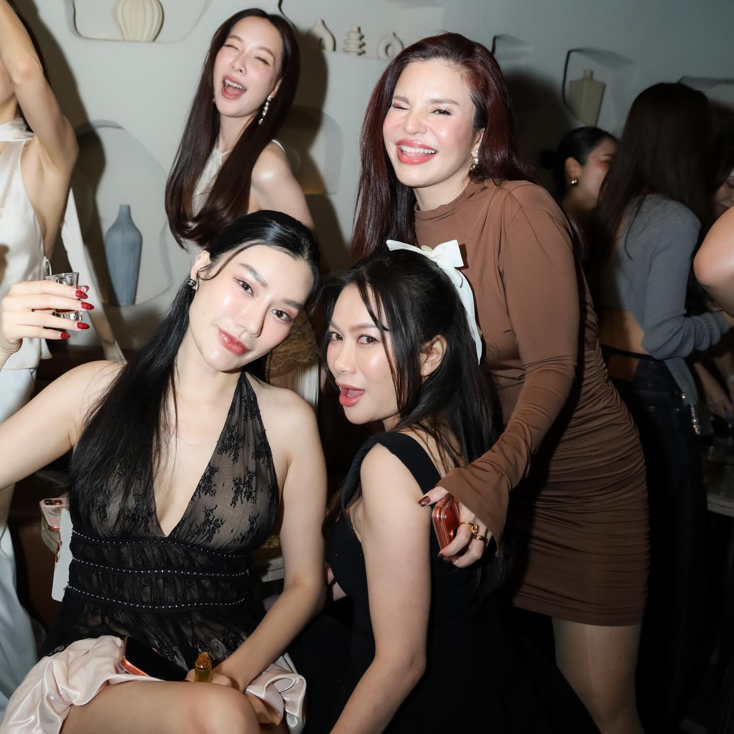 มิ้นท์ - ณัฐวรา วงศ์วาสนา