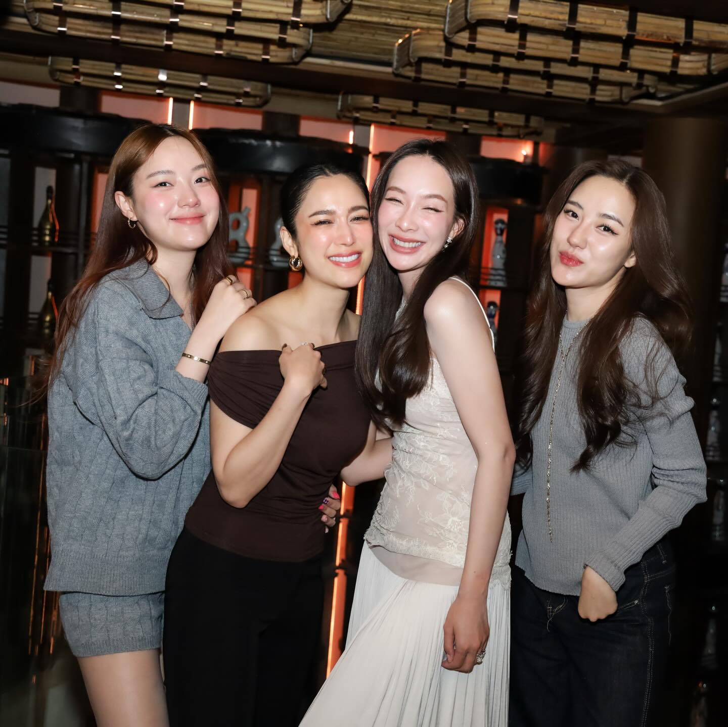 มิ้นท์ - ณัฐวรา วงศ์วาสนา