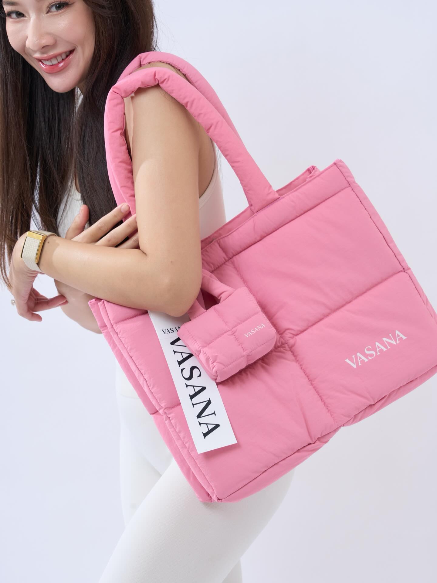 มิ้นท์ - ณัฐวรา วงศ์วาสนา