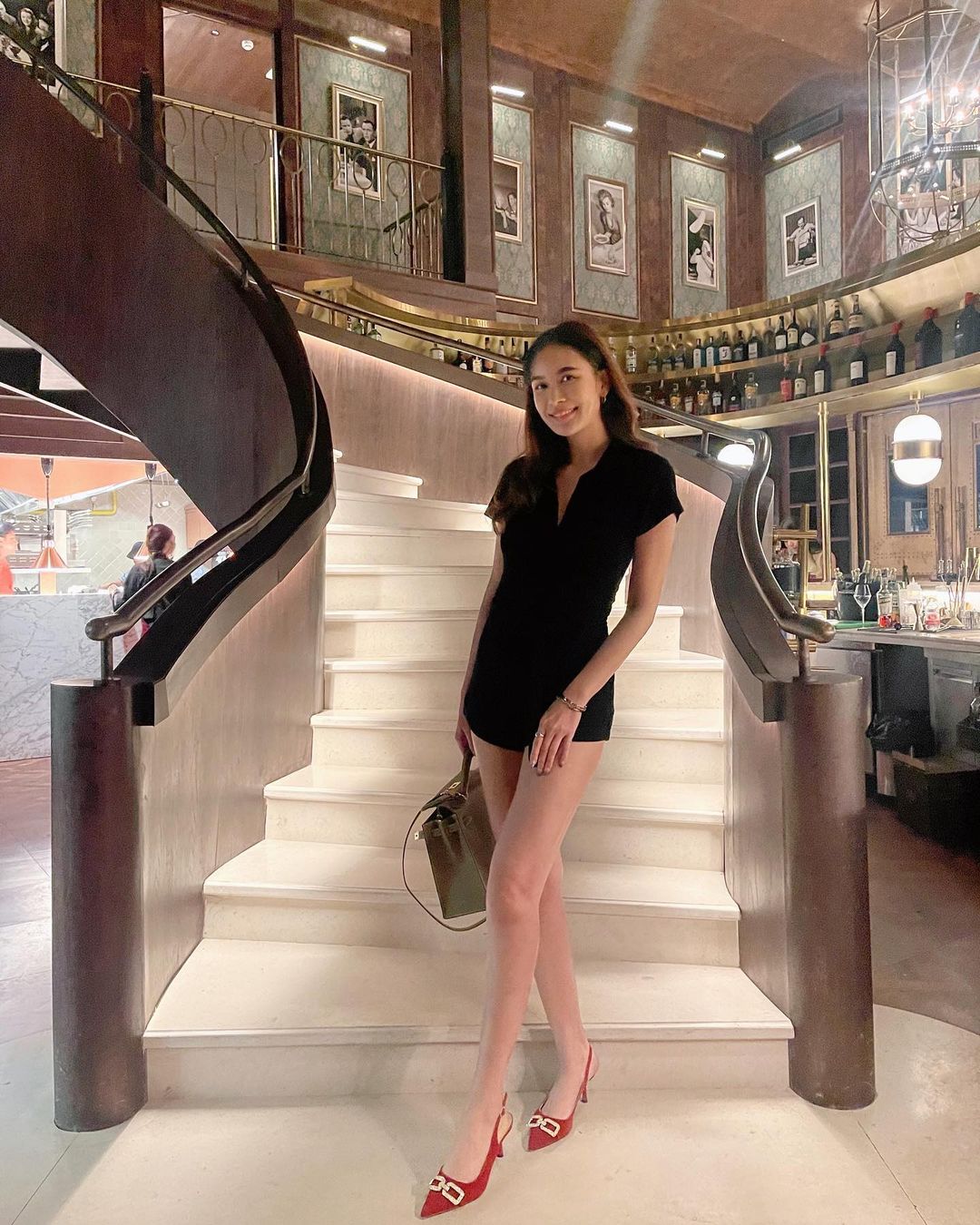 เบนซ์ - ปุณยาพร พูลพิพัฒน์