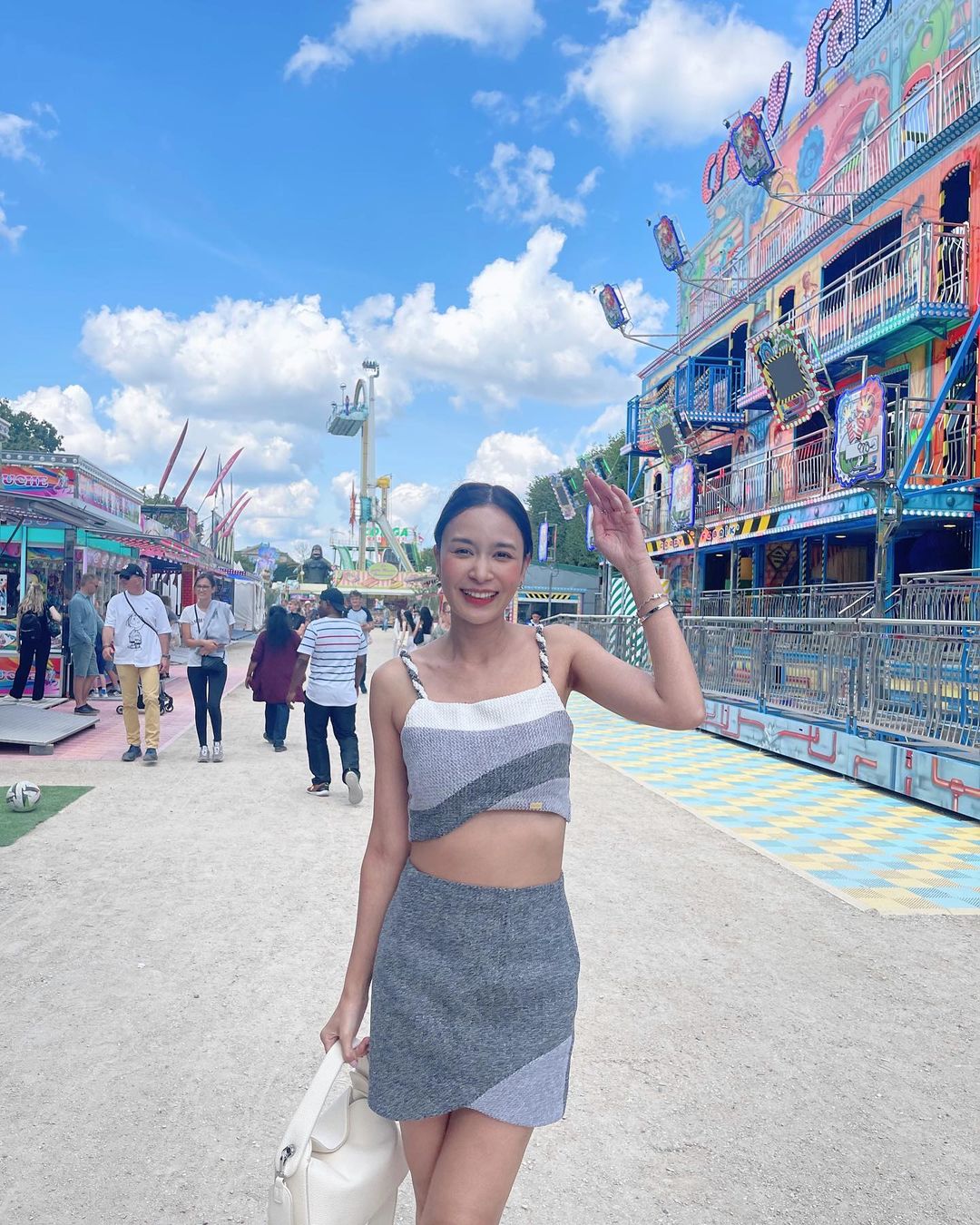 เบนซ์ - ปุณยาพร พูลพิพัฒน์