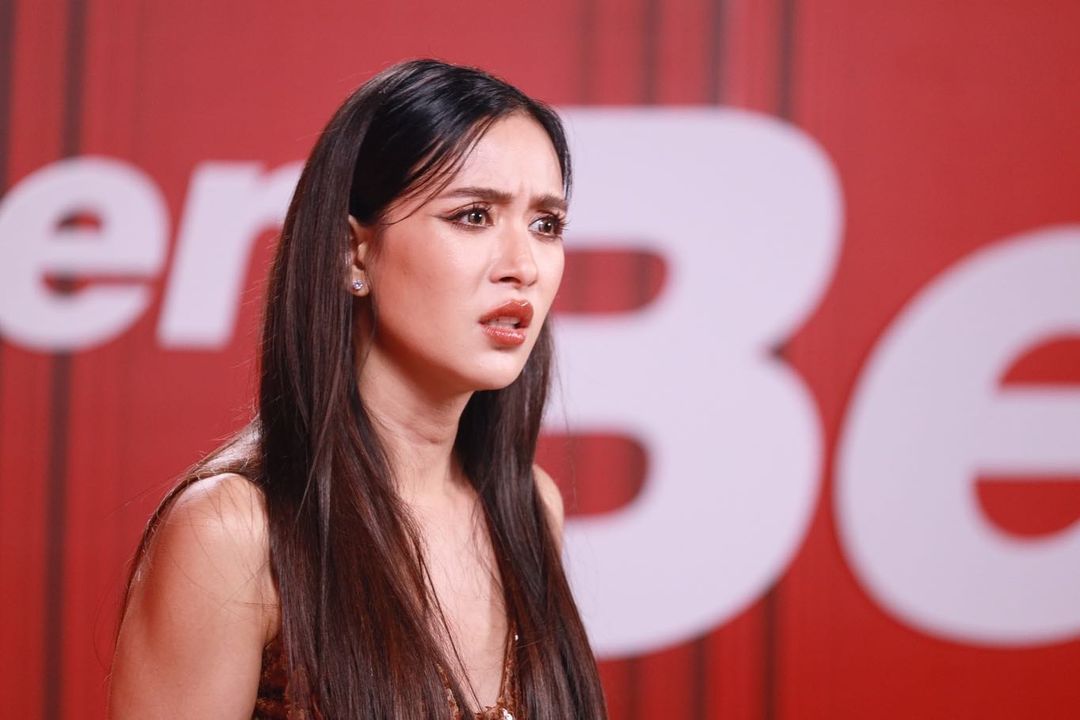 เบนซ์ - ปุณยาพร พูลพิพัฒน์