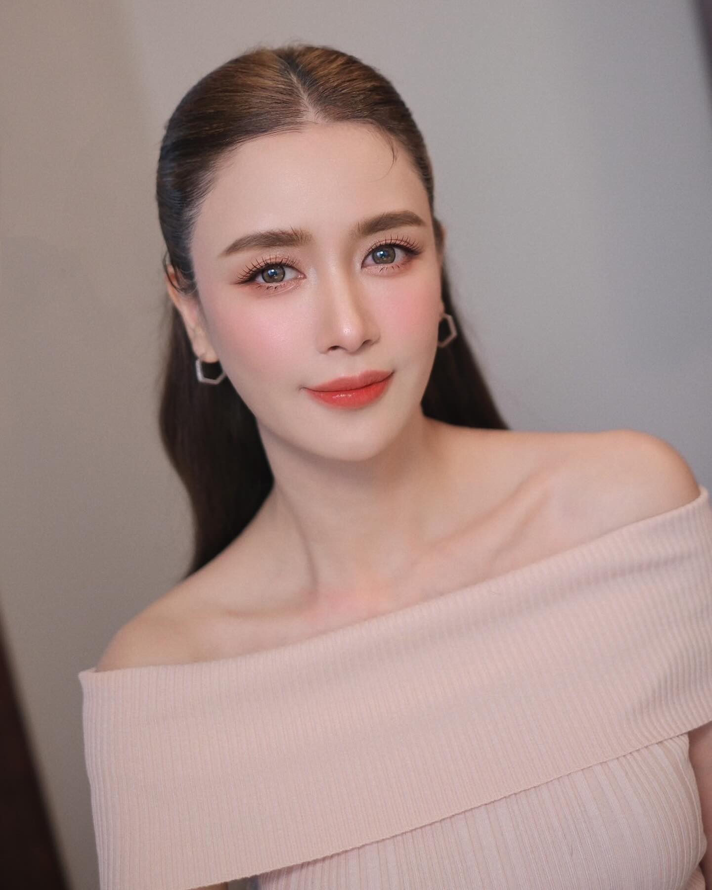 เบนซ์ - ปุณยาพร พูลพิพัฒน์