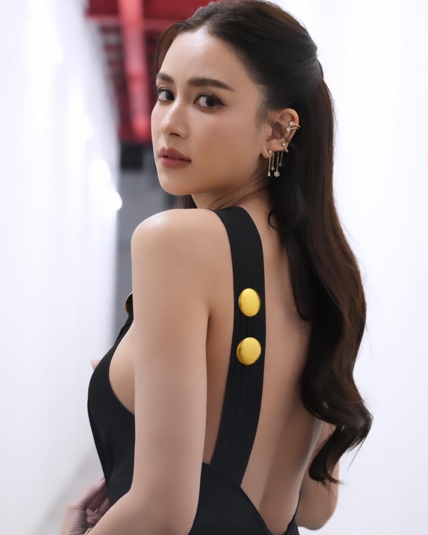 เบนซ์ - ปุณยาพร พูลพิพัฒน์