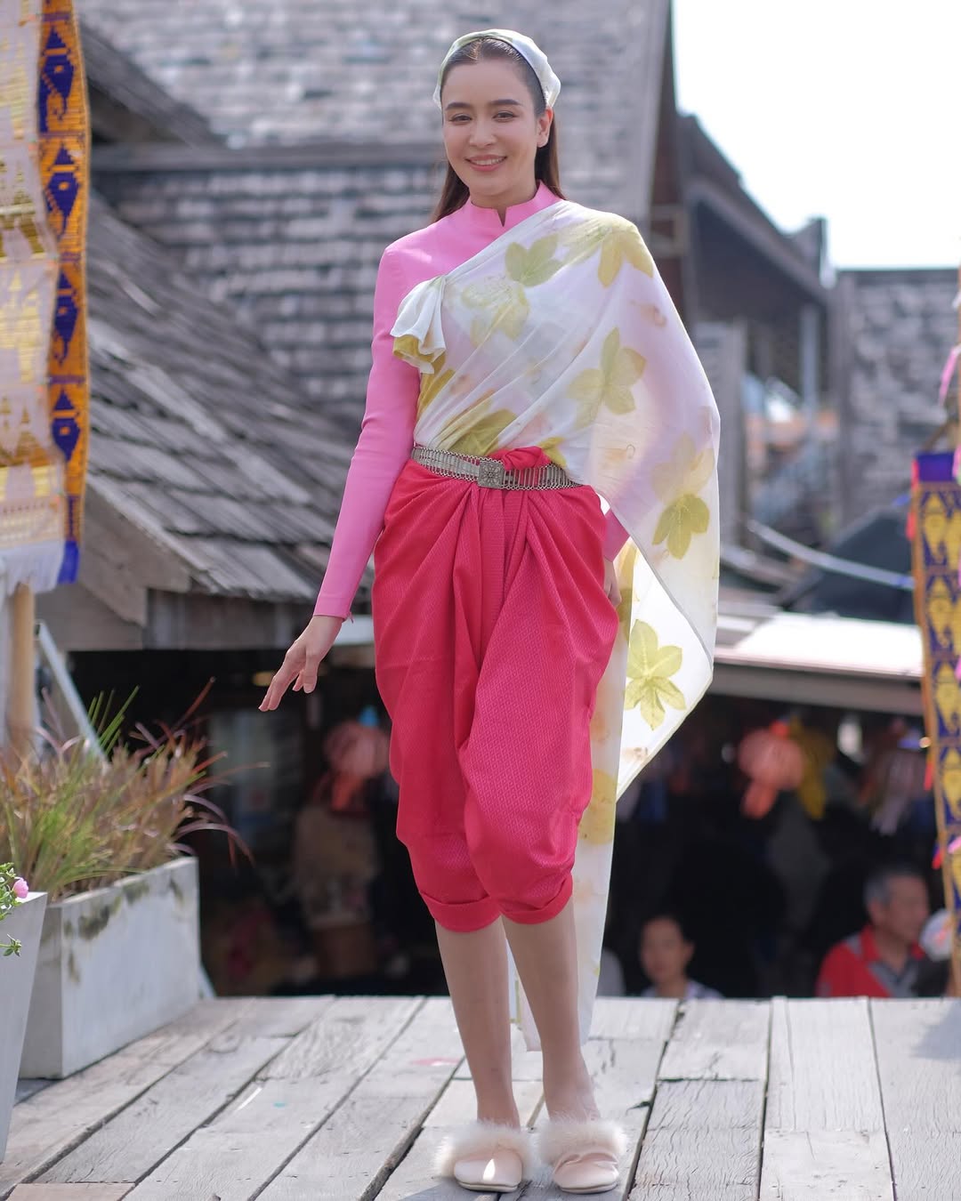 เบนซ์ - ปุณยาพร พูลพิพัฒน์