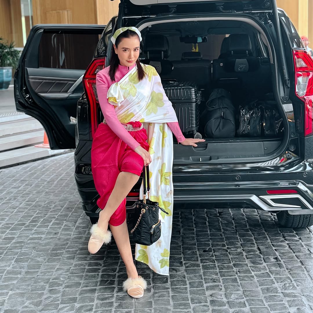 เบนซ์ - ปุณยาพร พูลพิพัฒน์