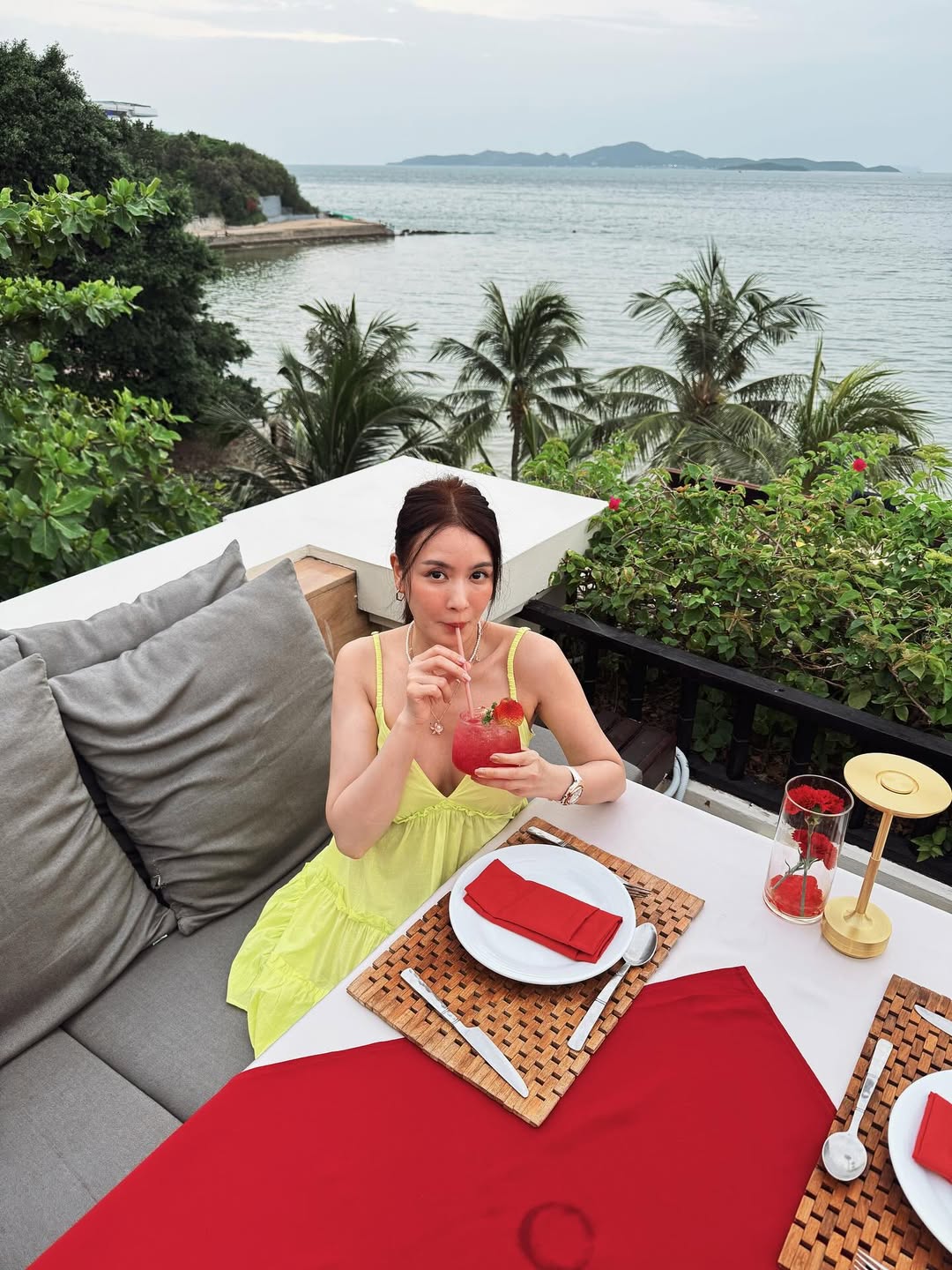 เบนซ์ - ปุณยาพร พูลพิพัฒน์