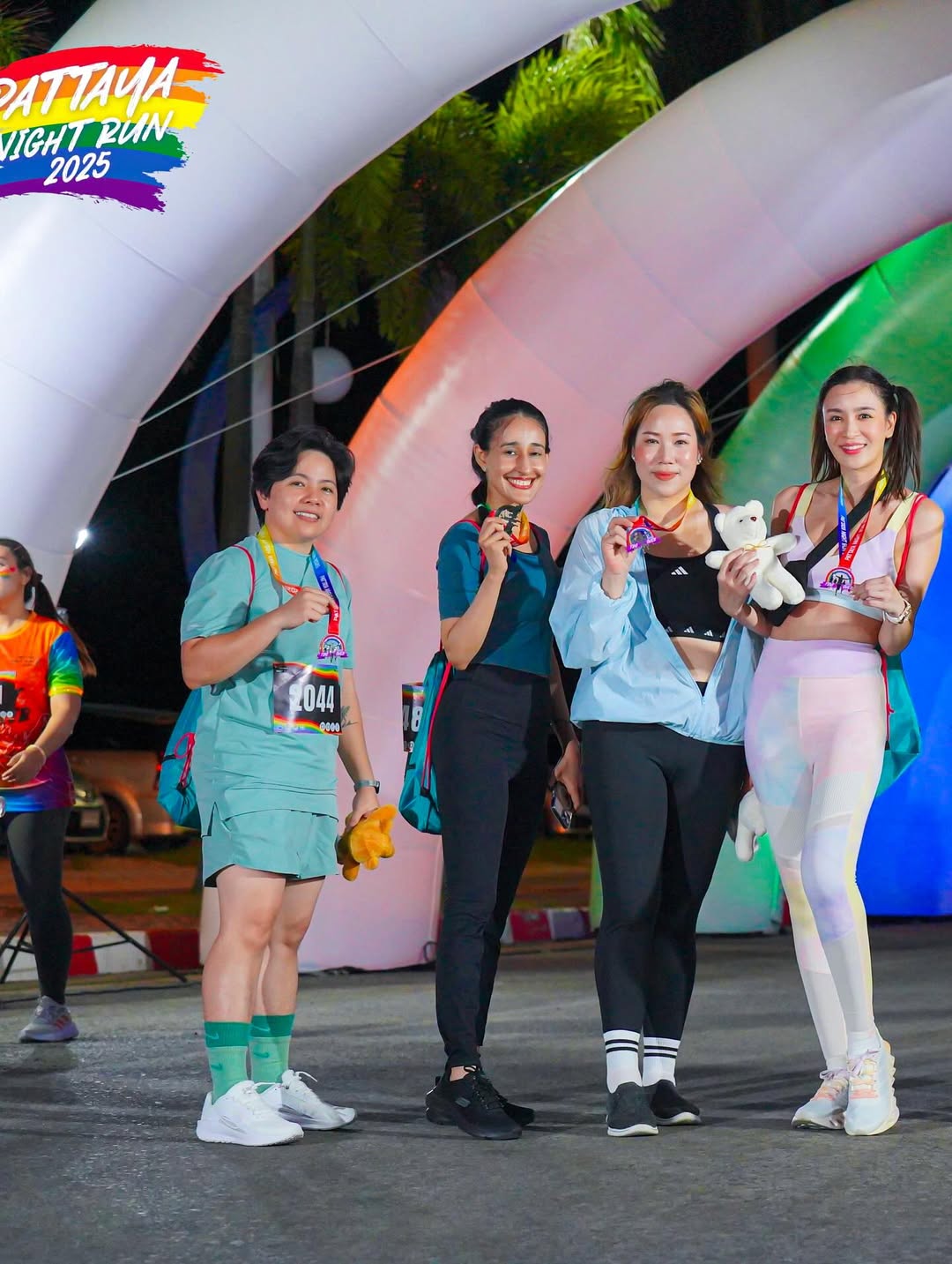 เบนซ์ - ปุณยาพร พูลพิพัฒน์