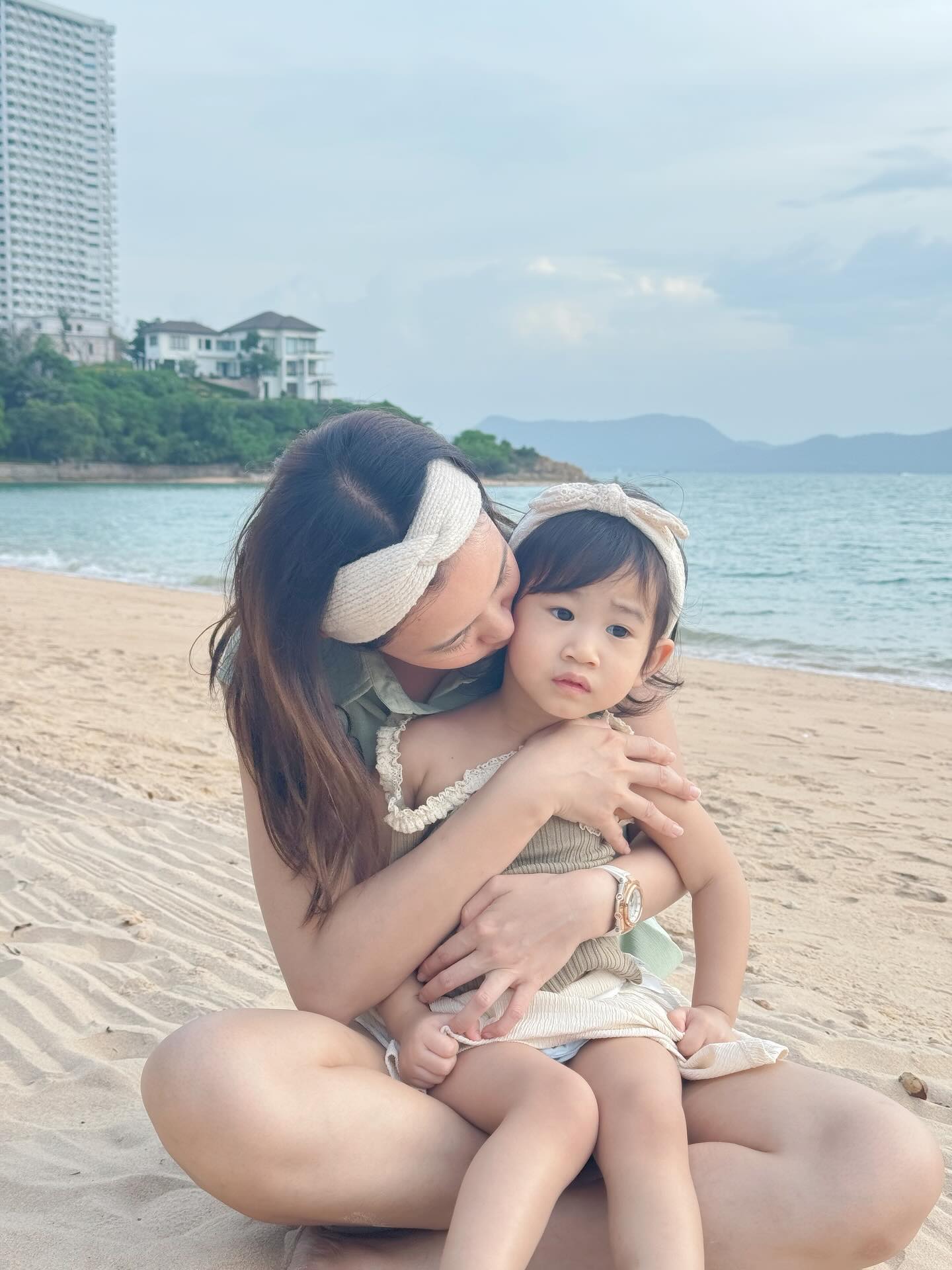 เบนซ์ - ปุณยาพร พูลพิพัฒน์