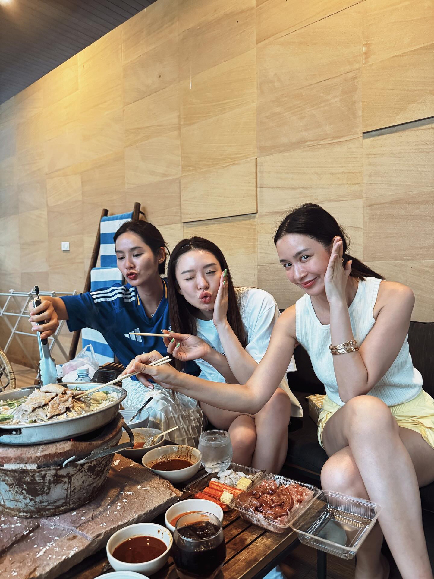 เบนซ์ - ปุณยาพร พูลพิพัฒน์