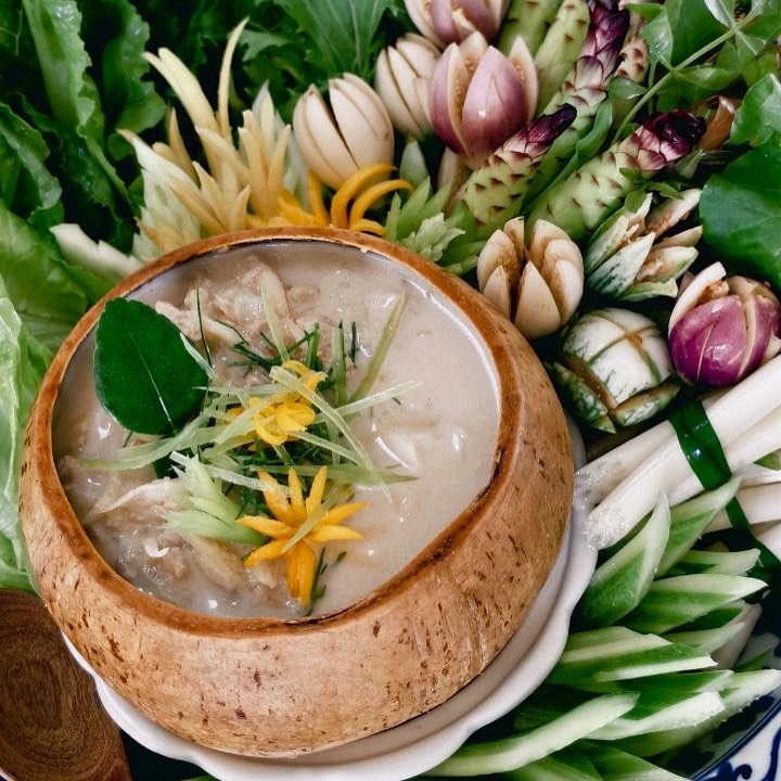 เบนซ์ - ปุณยาพร พูลพิพัฒน์