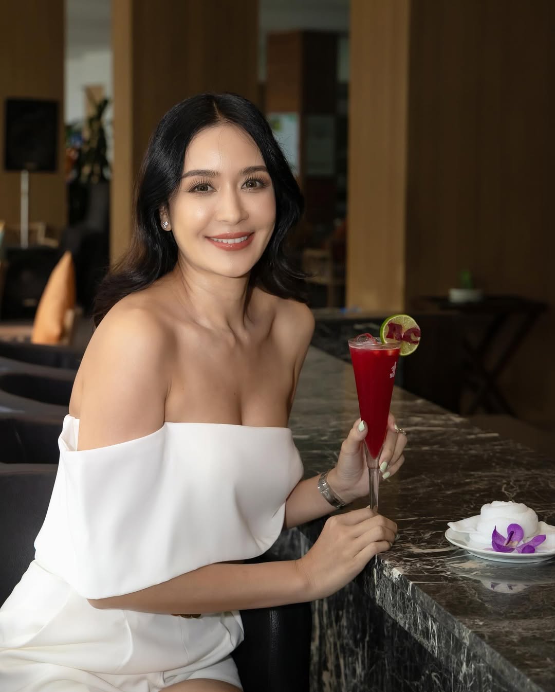 เบนซ์ - ปุณยาพร พูลพิพัฒน์