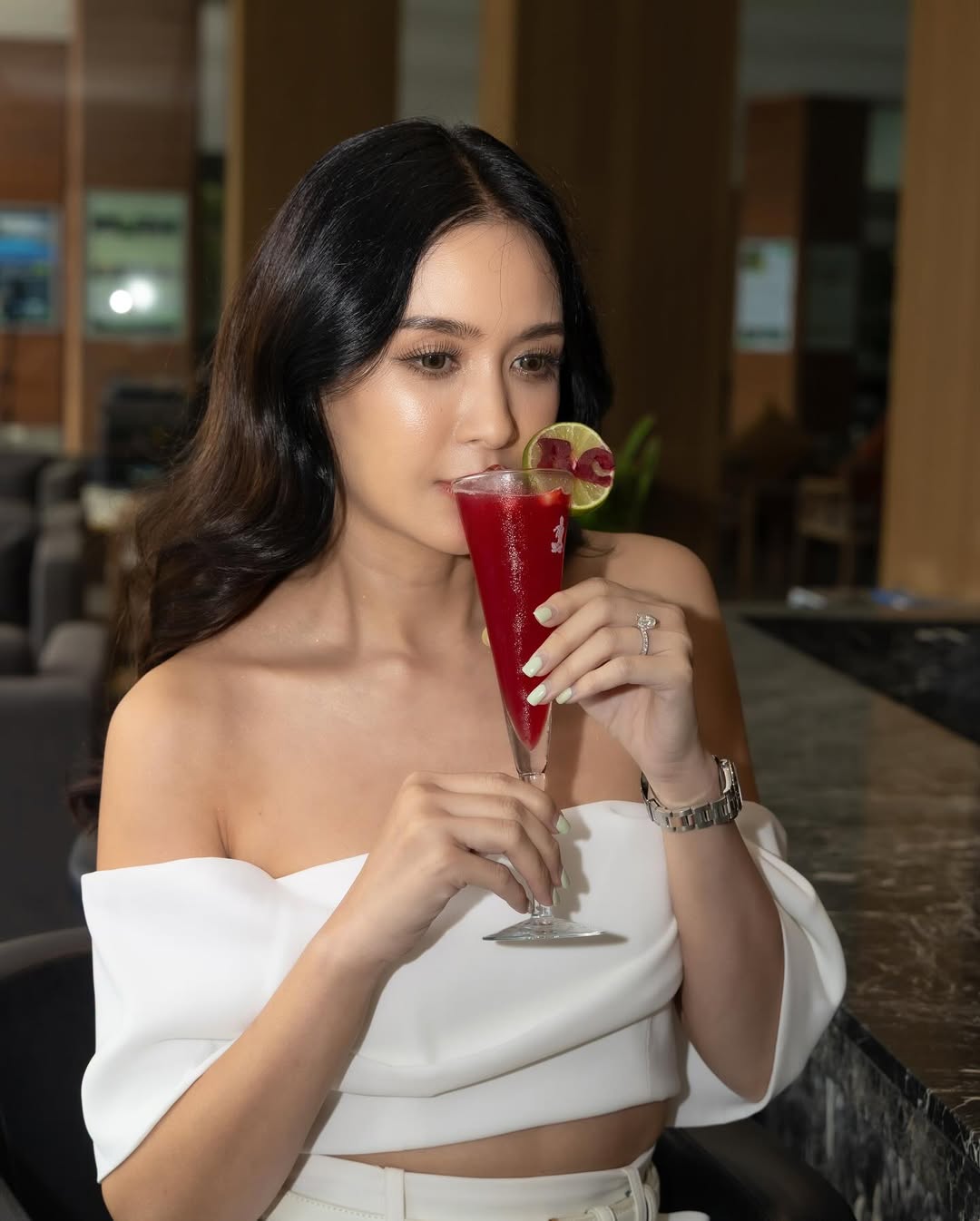 เบนซ์ - ปุณยาพร พูลพิพัฒน์