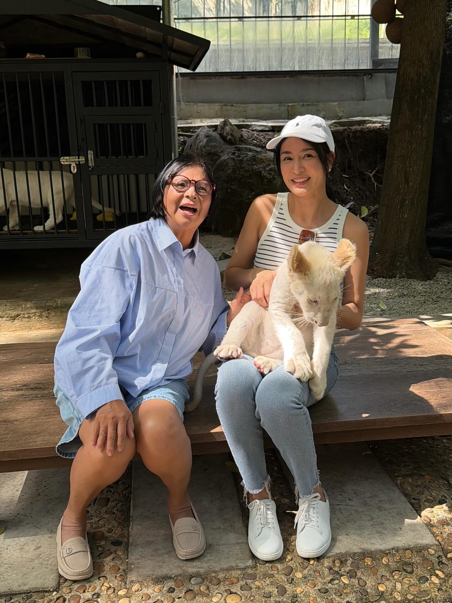 เบนซ์ - ปุณยาพร พูลพิพัฒน์