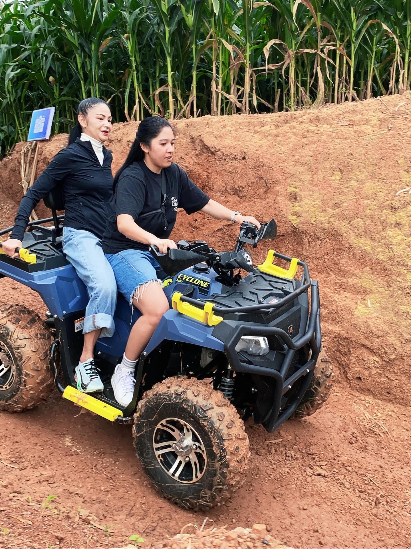 เบนซ์ - ปุณยาพร พูลพิพัฒน์