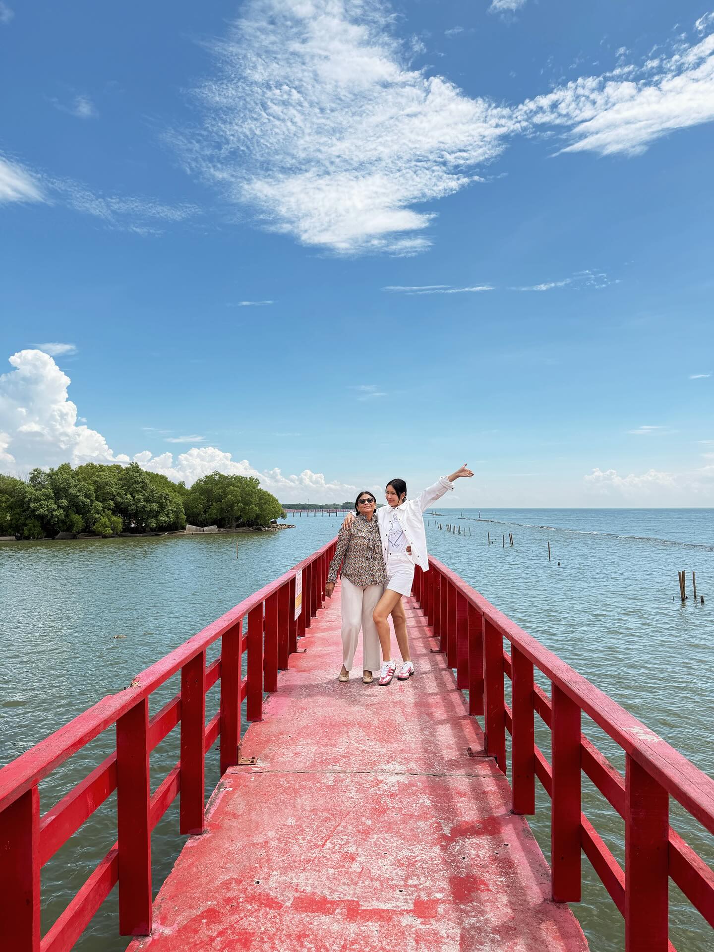 เบนซ์ - ปุณยาพร พูลพิพัฒน์