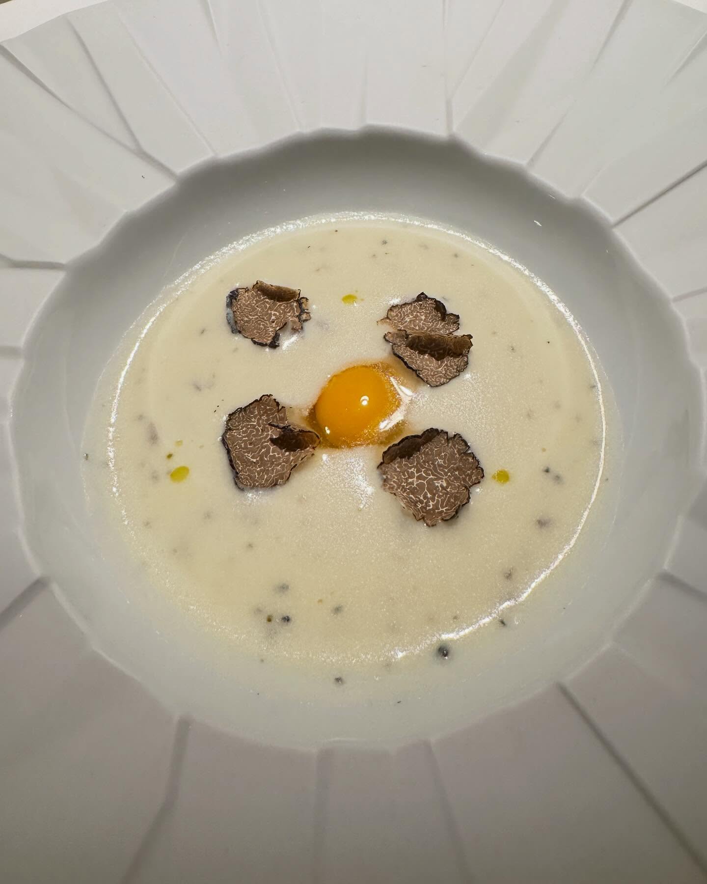 เบนซ์ - ปุณยาพร พูลพิพัฒน์