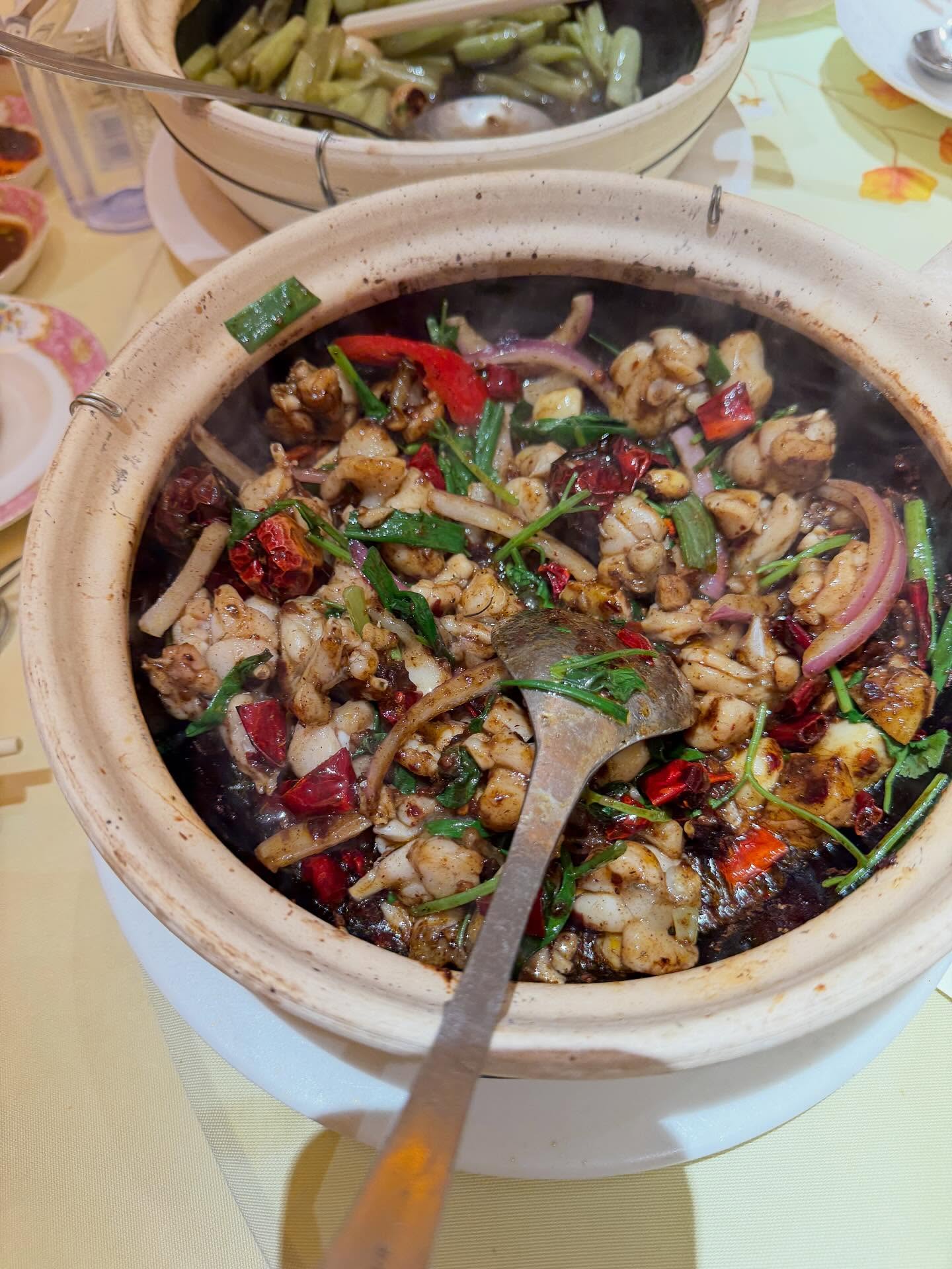 เบนซ์ - ปุณยาพร พูลพิพัฒน์