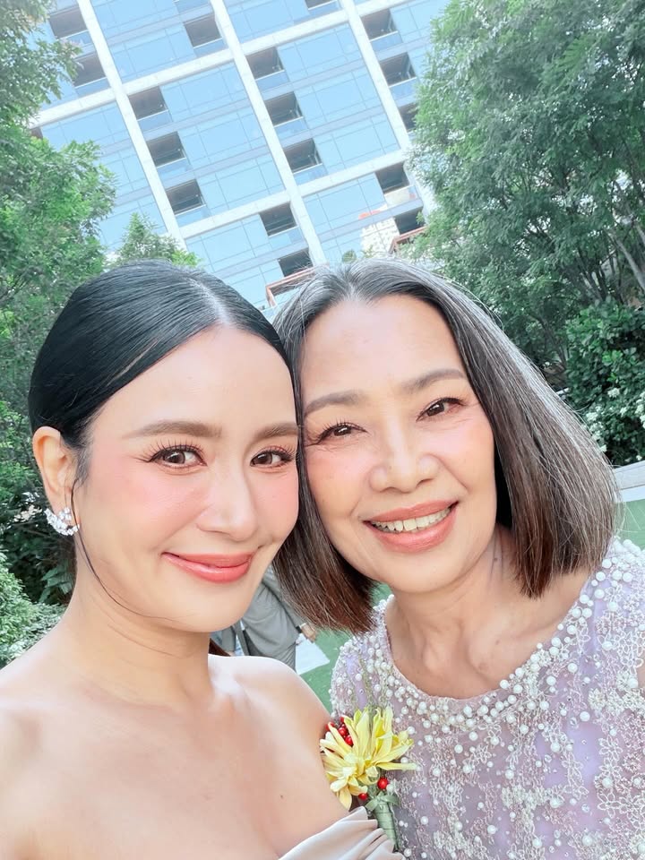 เบนซ์ - ปุณยาพร พูลพิพัฒน์