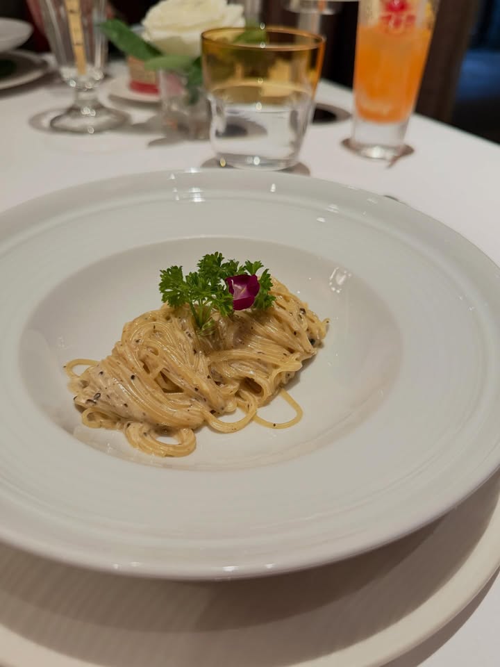 เบนซ์ - ปุณยาพร พูลพิพัฒน์