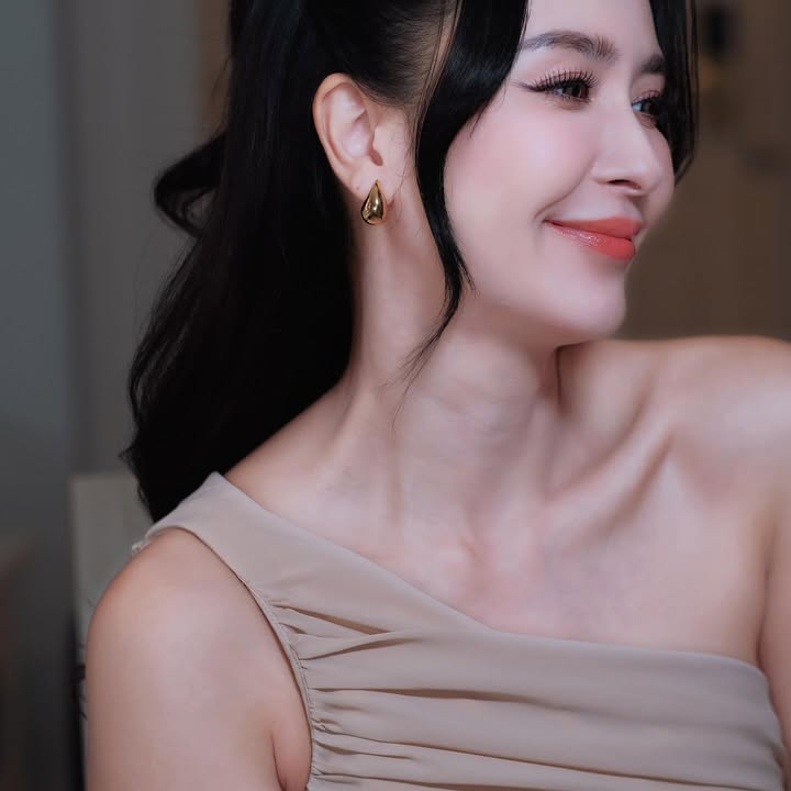 เบนซ์ - ปุณยาพร พูลพิพัฒน์