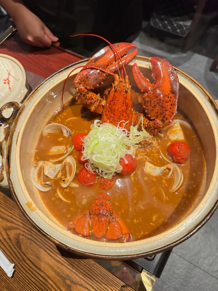 เบนซ์ - ปุณยาพร พูลพิพัฒน์