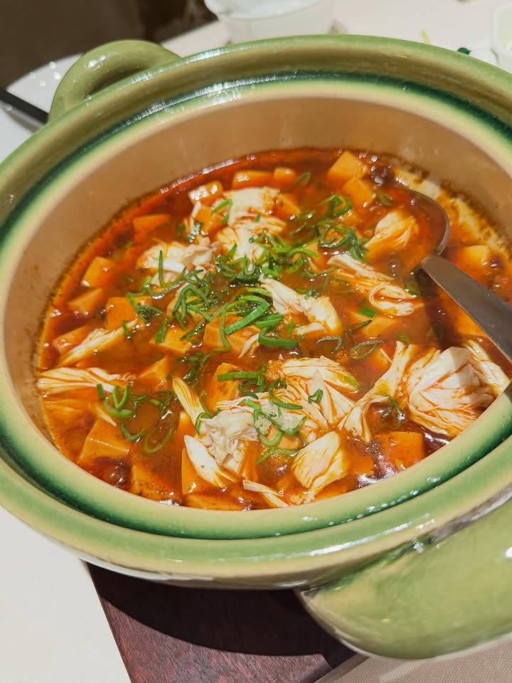 เบนซ์ - ปุณยาพร พูลพิพัฒน์