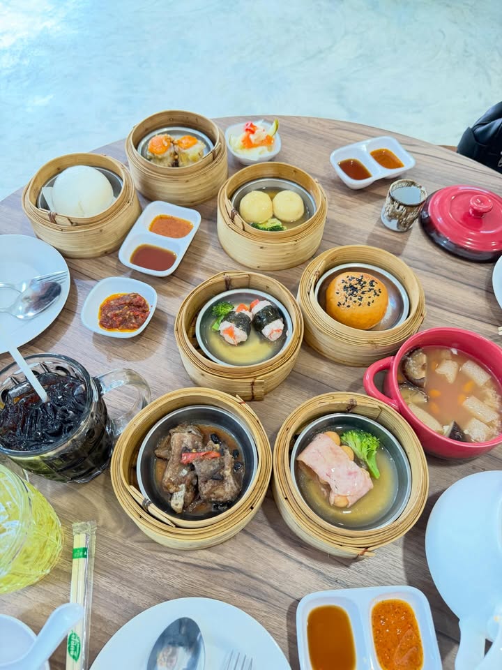 เบนซ์ - ปุณยาพร พูลพิพัฒน์