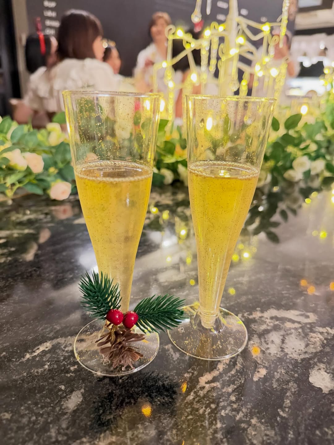 เบนซ์ - ปุณยาพร พูลพิพัฒน์