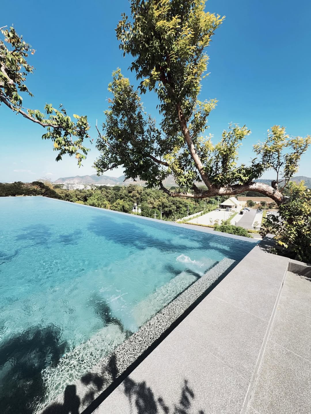 เบนซ์ - ปุณยาพร พูลพิพัฒน์