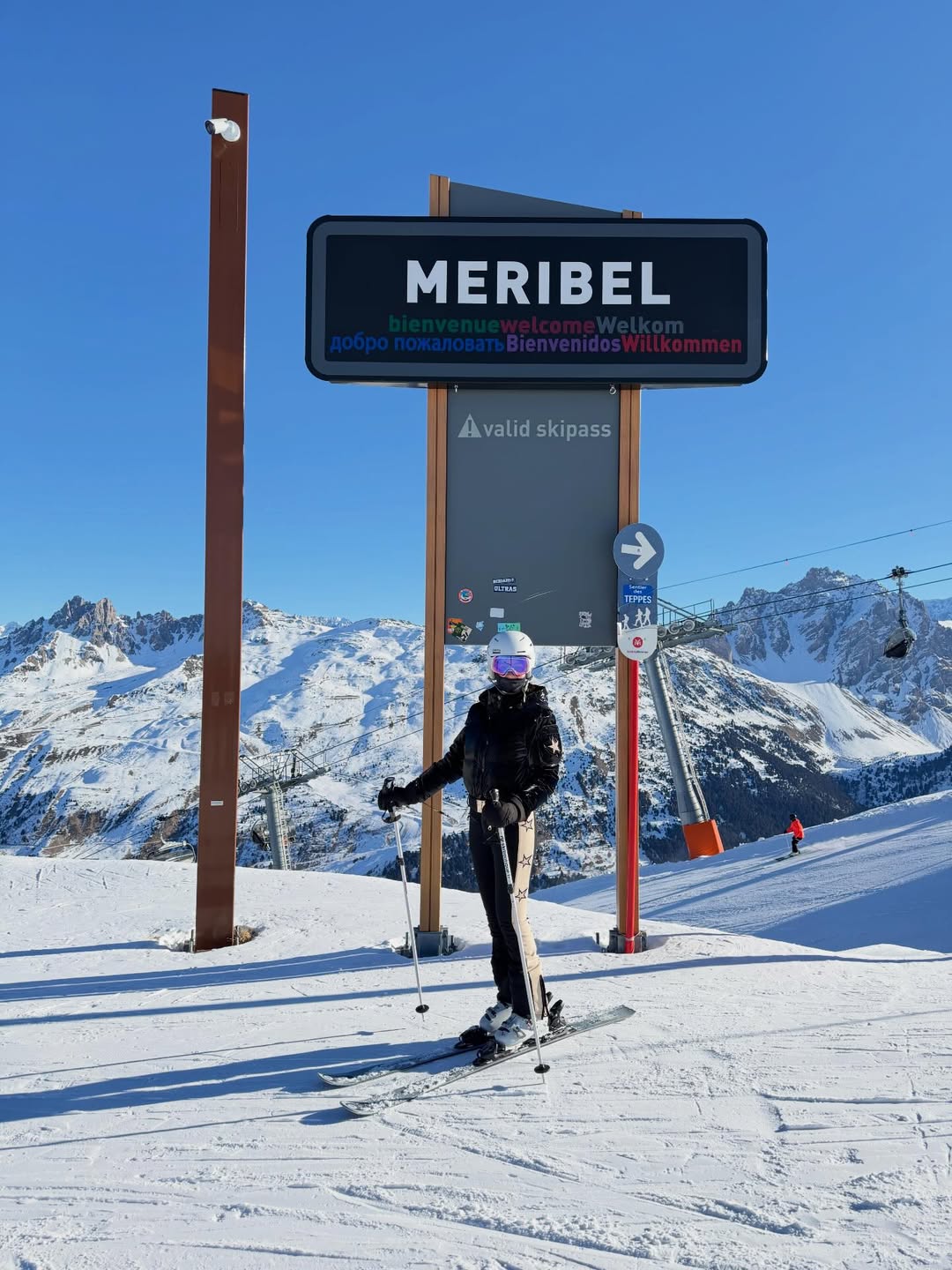 เบนซ์ - ปุณยาพร พูลพิพัฒน์