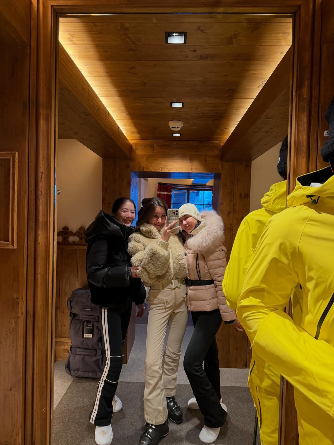 เบนซ์ - ปุณยาพร พูลพิพัฒน์