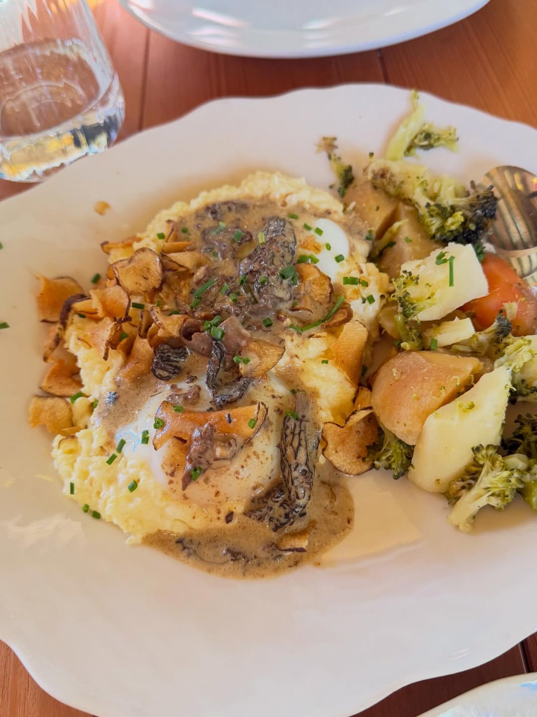 เบนซ์ - ปุณยาพร พูลพิพัฒน์