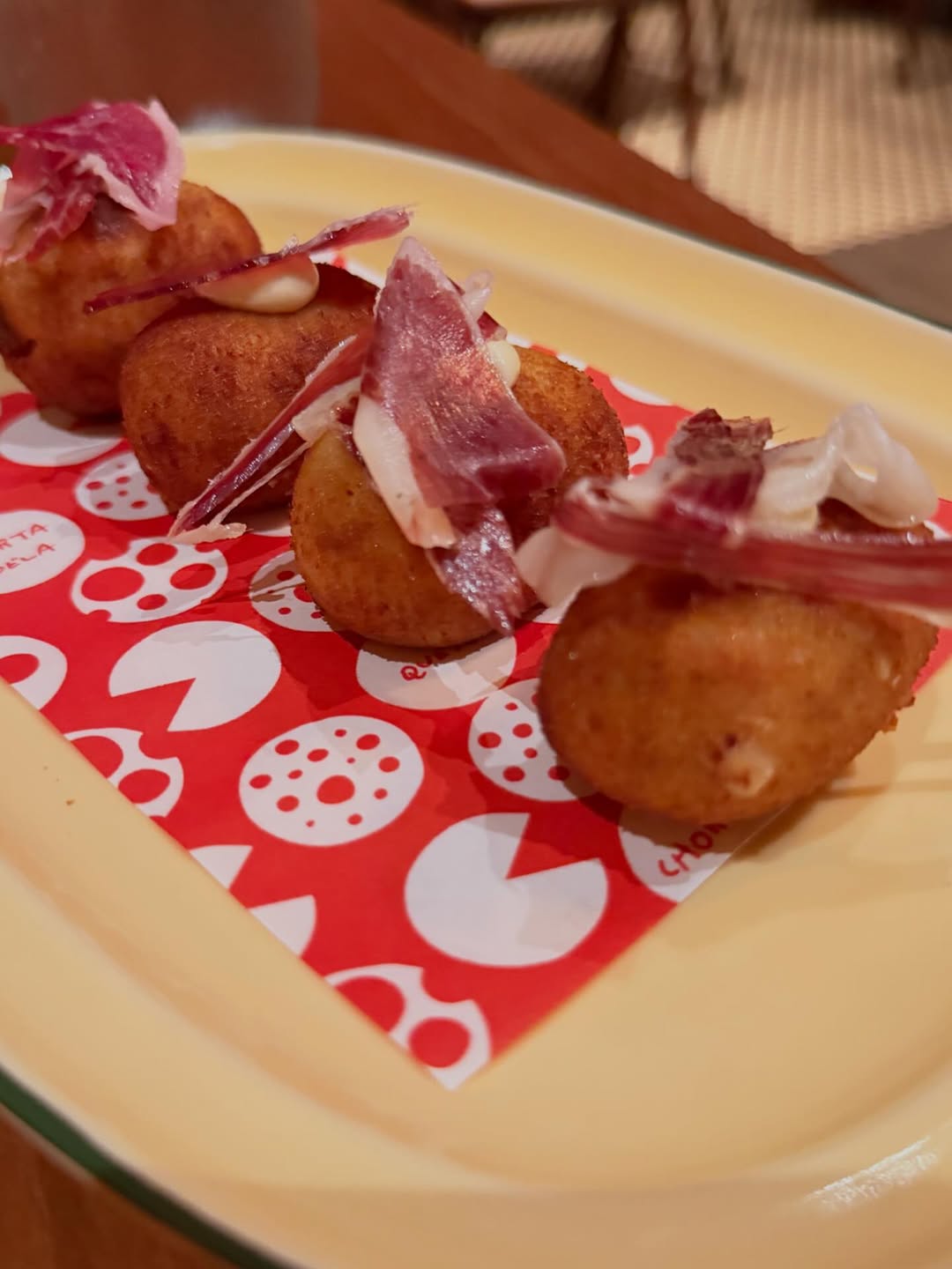 เบนซ์ - ปุณยาพร พูลพิพัฒน์