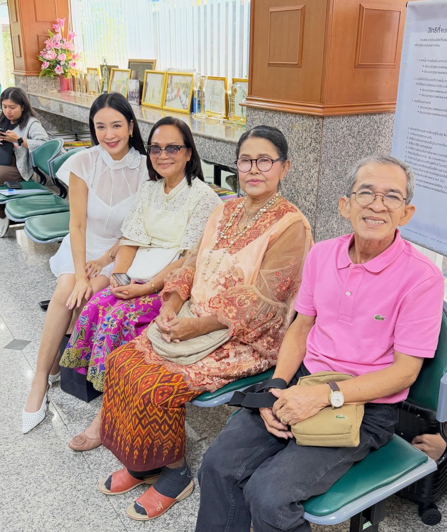 เบนซ์ - ปุณยาพร พูลพิพัฒน์