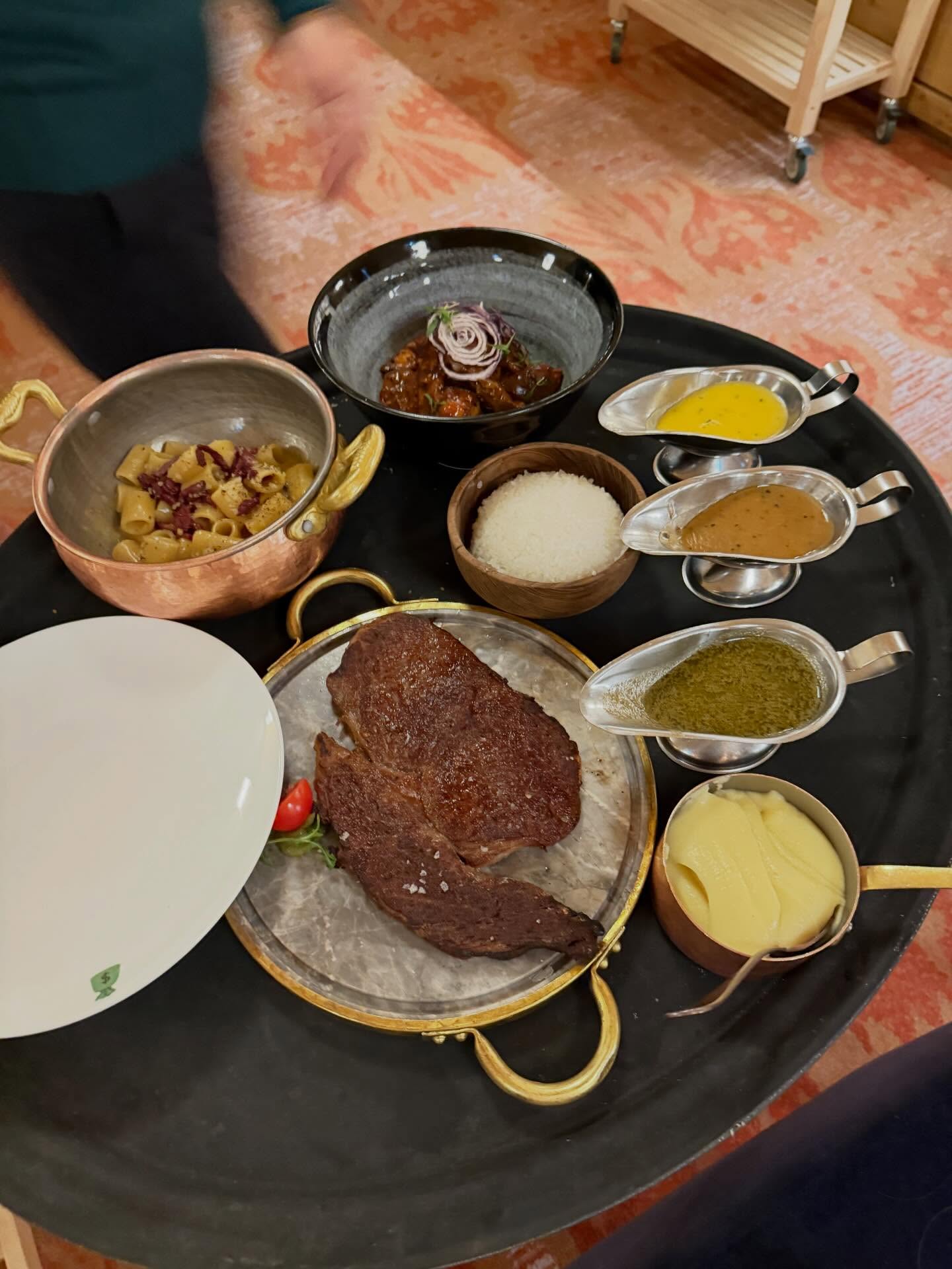 เบนซ์ - ปุณยาพร พูลพิพัฒน์