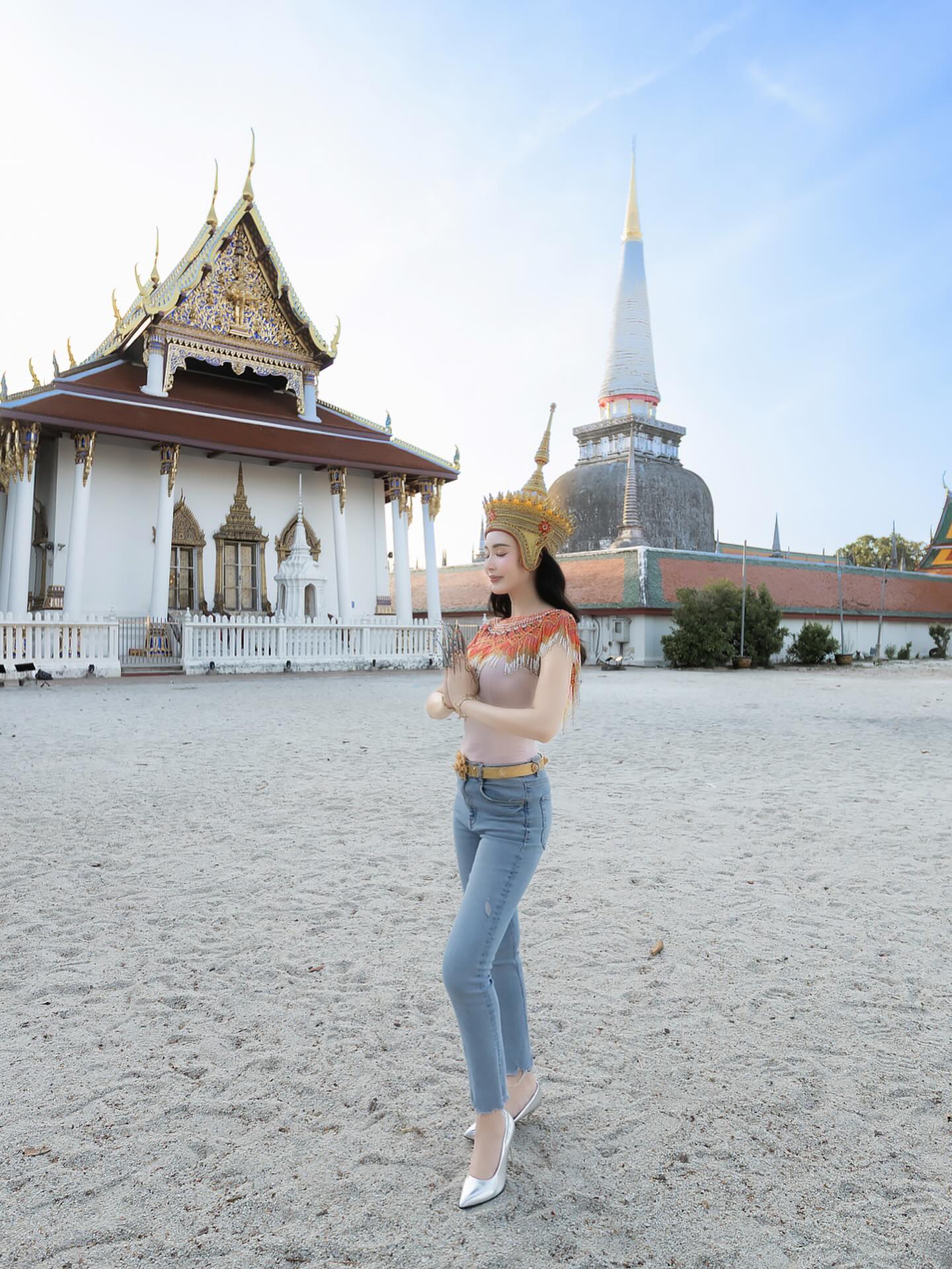 เบนซ์ - ปุณยาพร พูลพิพัฒน์