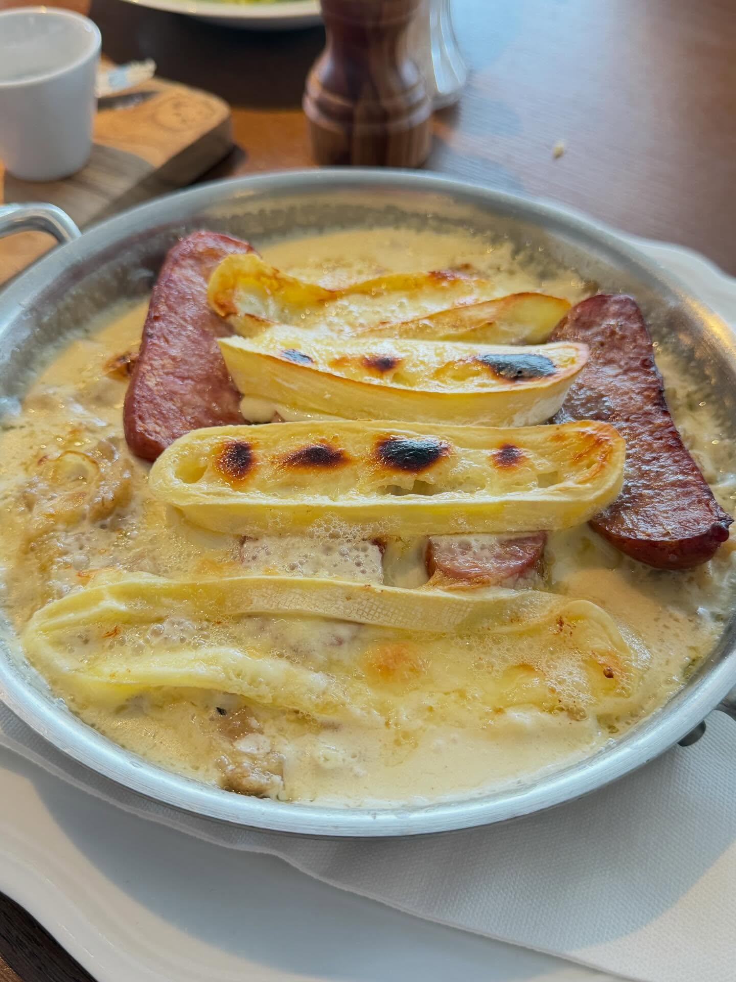 เบนซ์ - ปุณยาพร พูลพิพัฒน์