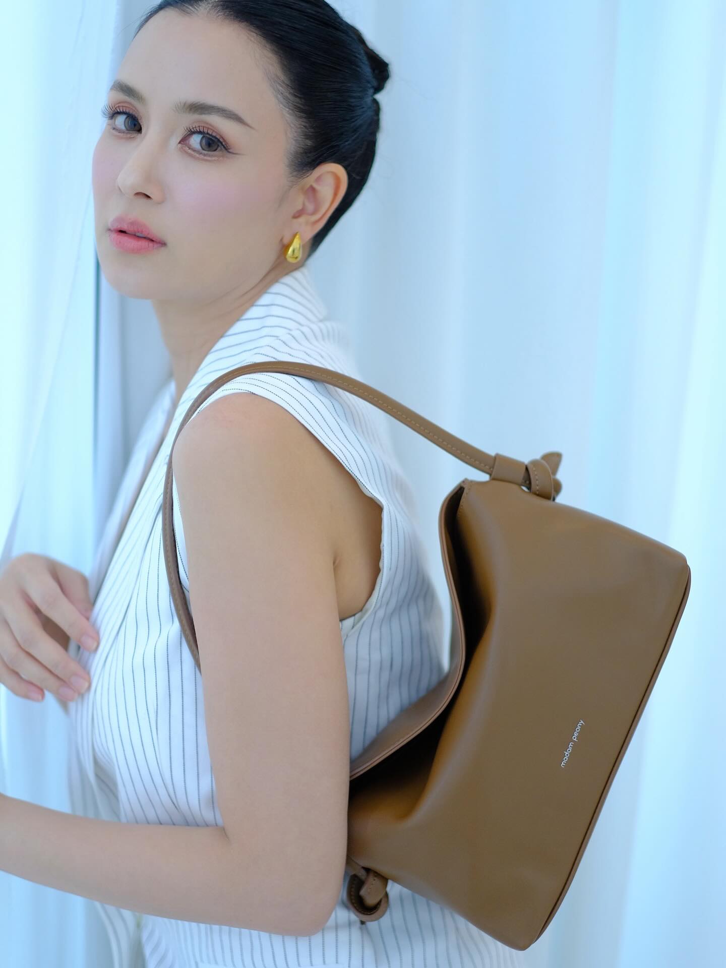 เบนซ์ - ปุณยาพร พูลพิพัฒน์