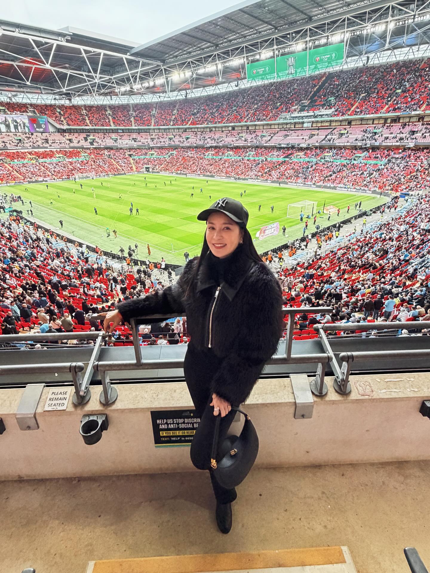 เบนซ์ - ปุณยาพร พูลพิพัฒน์